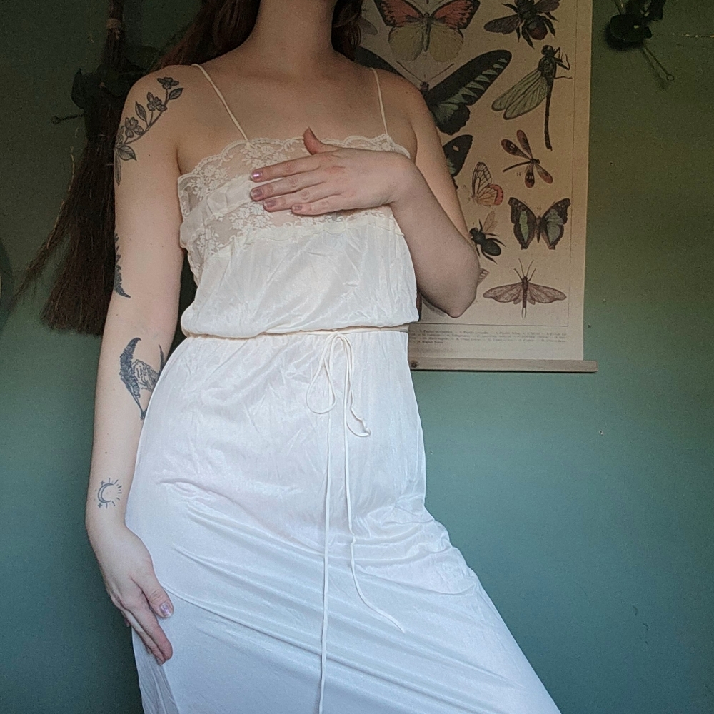 Vintage Flair Lingerie ivory maxi slip dress🌙
